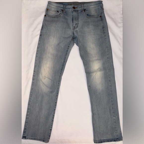 American Eagle Outfitters Other - American Eagle Men’s Size 31/30 Light Wash 360 Extreme Flex Slim Straight Jeans